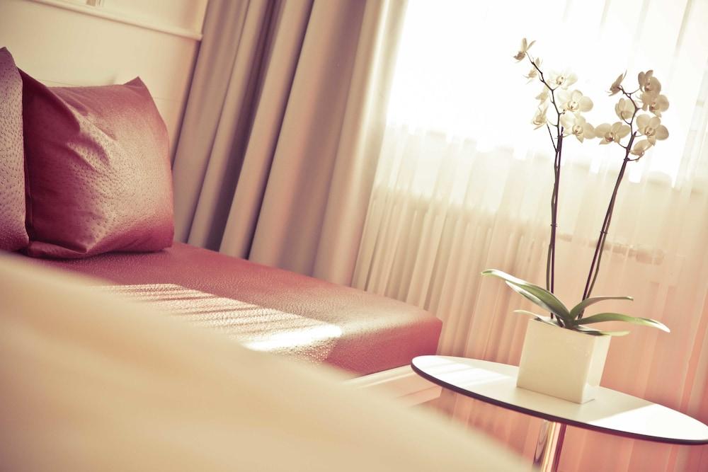 Q! Hotel Maria Theresia Kitzbuhel Ngoại thất bức ảnh