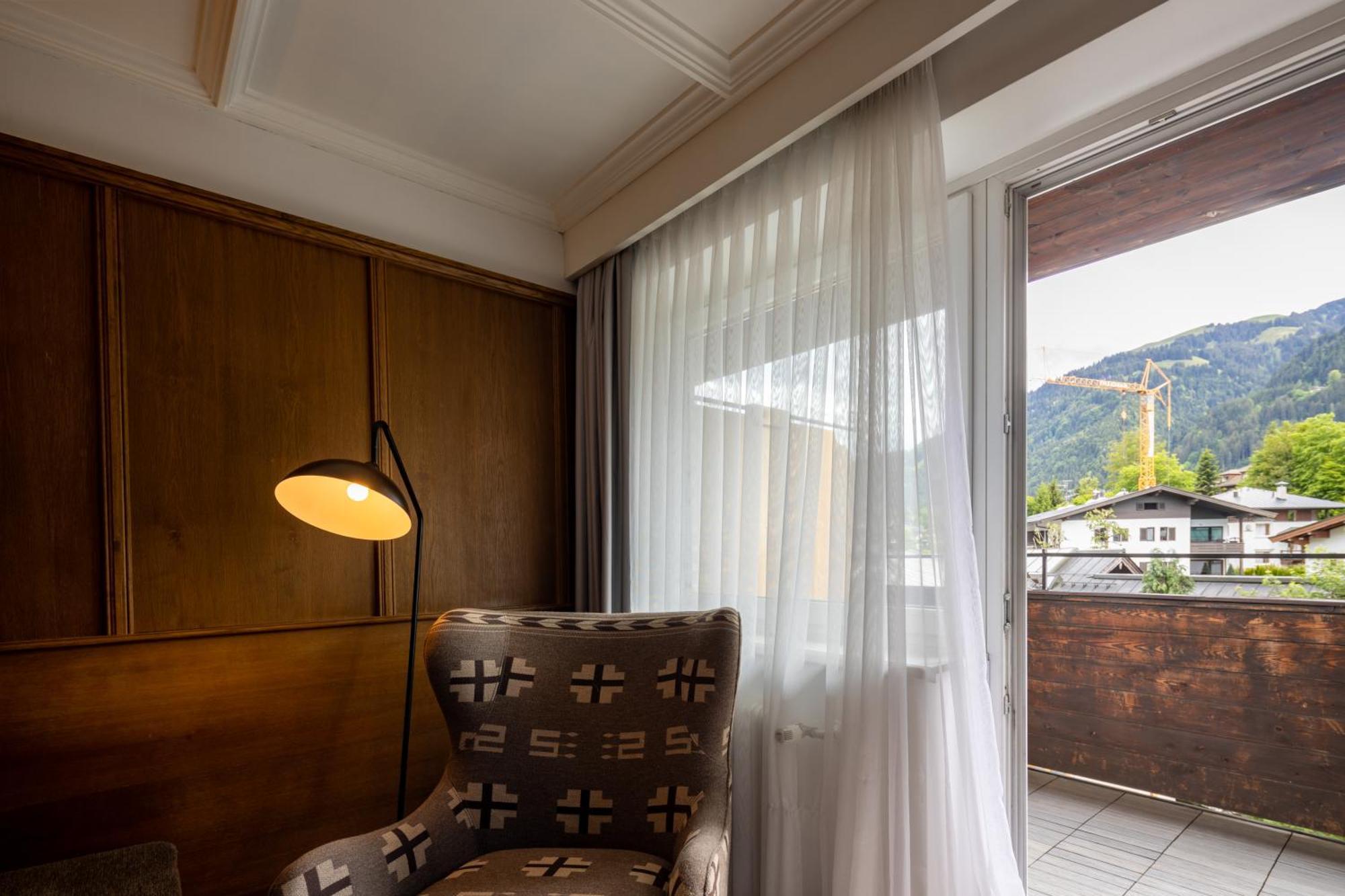 Q! Hotel Maria Theresia Kitzbuhel Ngoại thất bức ảnh