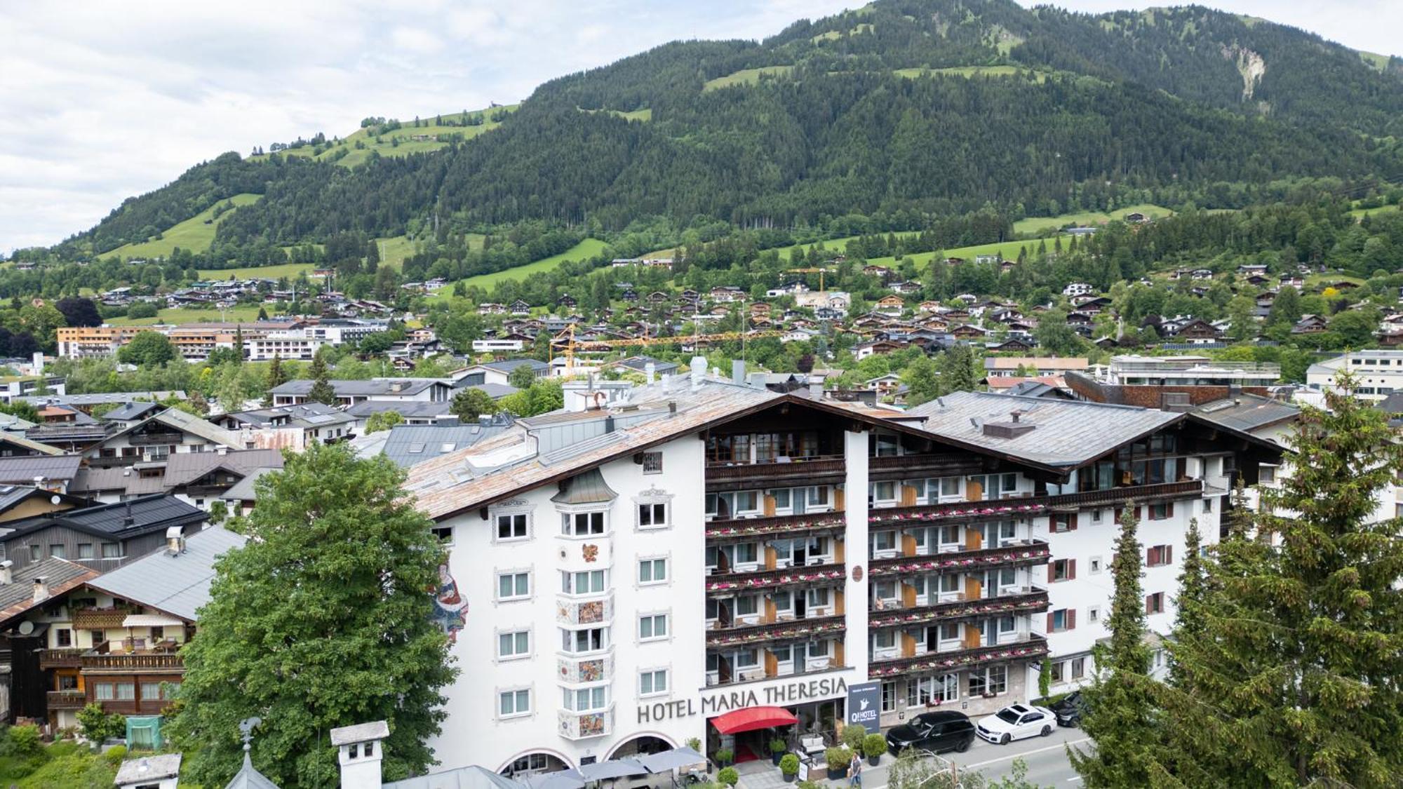 Q! Hotel Maria Theresia Kitzbuhel Ngoại thất bức ảnh