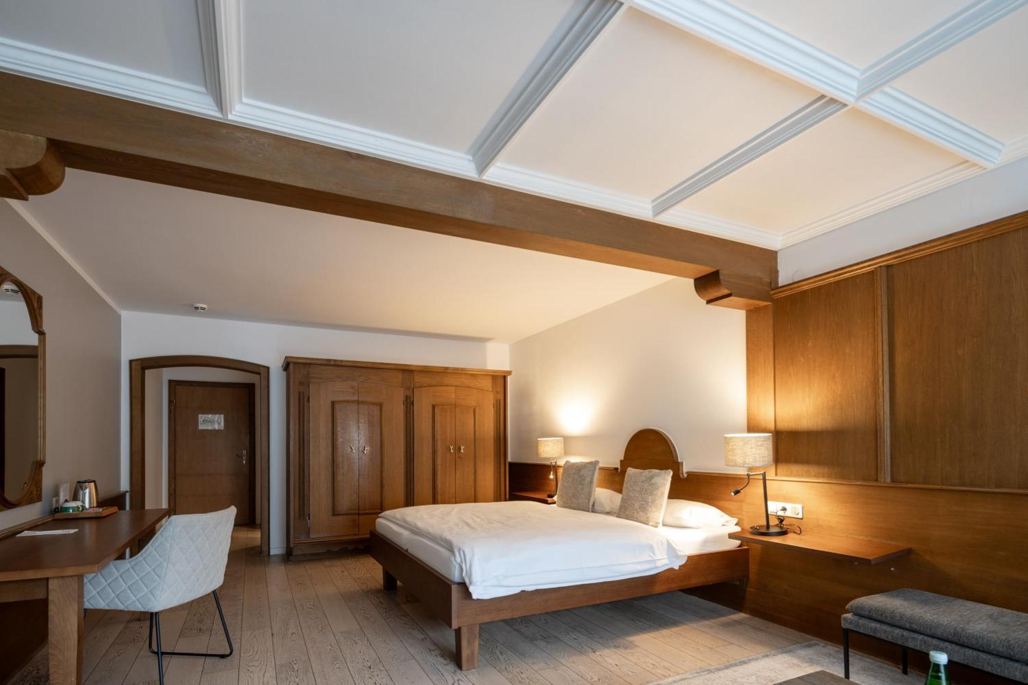 Q! Hotel Maria Theresia Kitzbuhel Ngoại thất bức ảnh