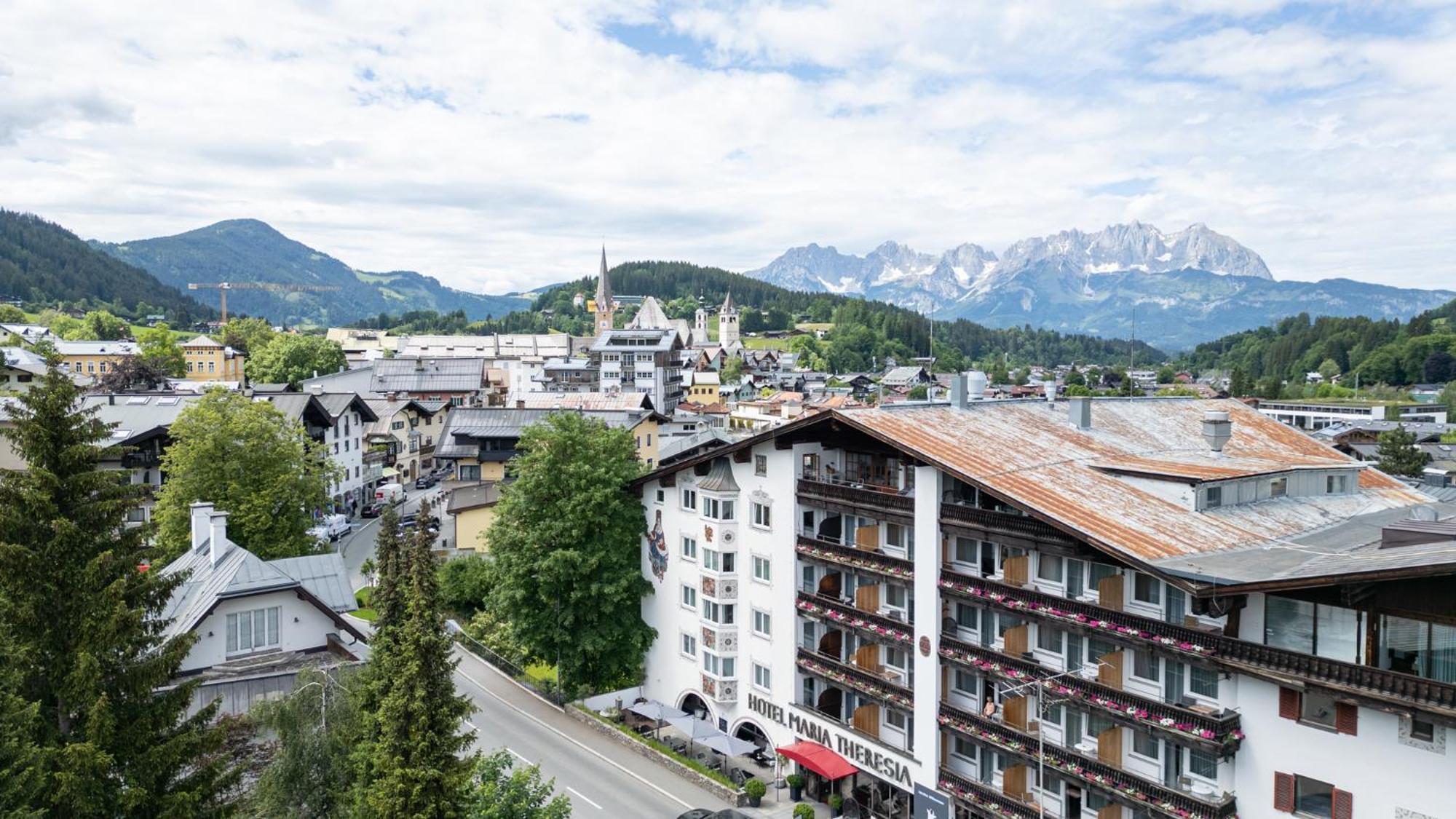 Q! Hotel Maria Theresia Kitzbuhel Ngoại thất bức ảnh